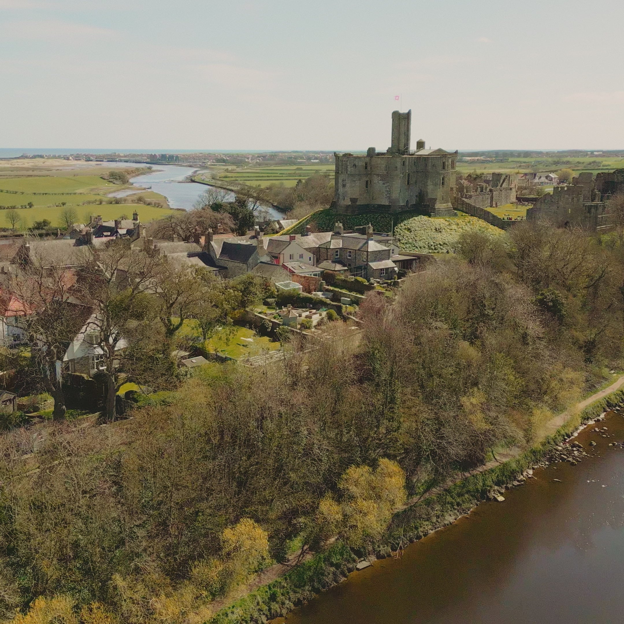 Tourer SUP | Inflatable Stand-Up Paddle Board | 10/11ft | Navy Inflatable Paddleboards Wave Sups